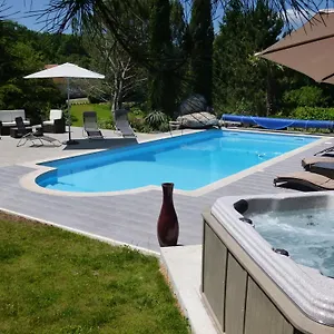 au-mas-de-gamet.midi-pyreneeshotels.com/